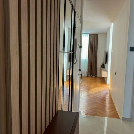 Апартаменти Modern Loft